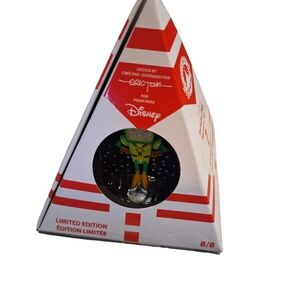 Disney Parks Mystery Pin by Artist Eric Tan - Series 8/8 NEW